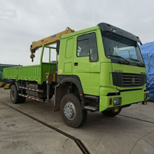 HOWO-Capacity-6.3-Ton-Telescopic-Boom-Crane